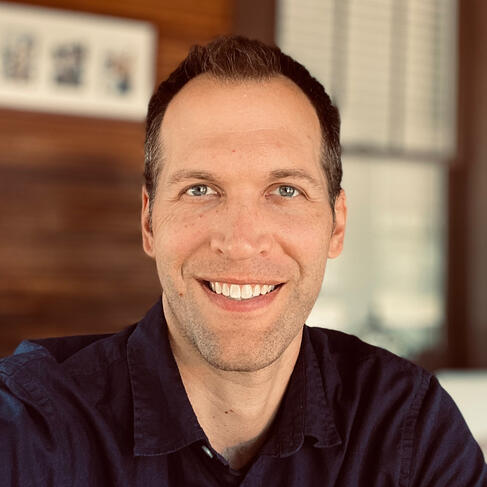 Picture of Threaded Solutions founder Aaron Sandstrom